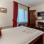 Sebnem Istanbul