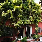 Hotel Sebnem 3*