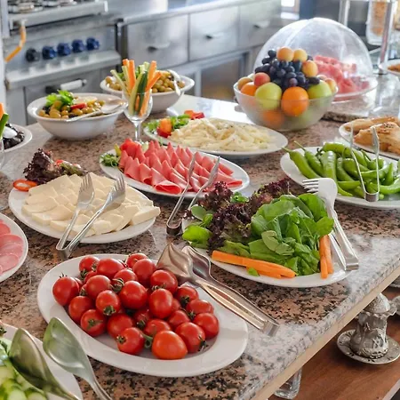 Sebnem Hotel 3*